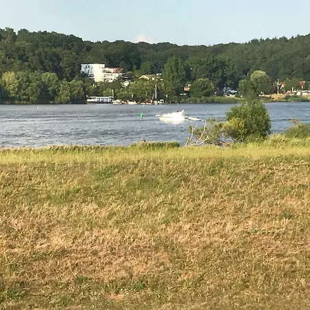 Elbdeichkoje De Monteure & Urlauber Guest house Tespe